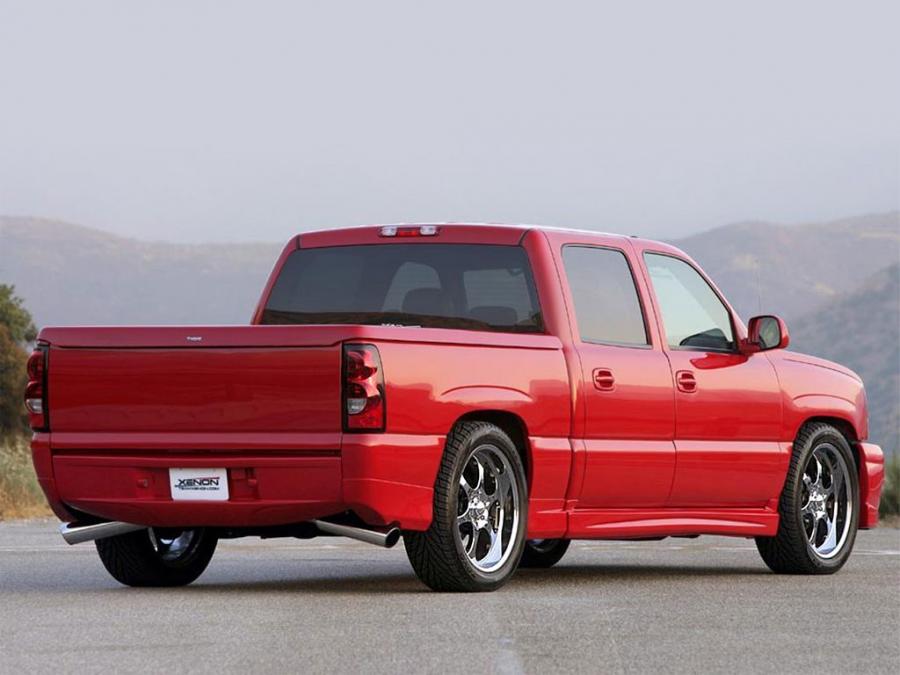  Chevrolet Avalanche by Xenon 2002 года  (фото 2 из 2)